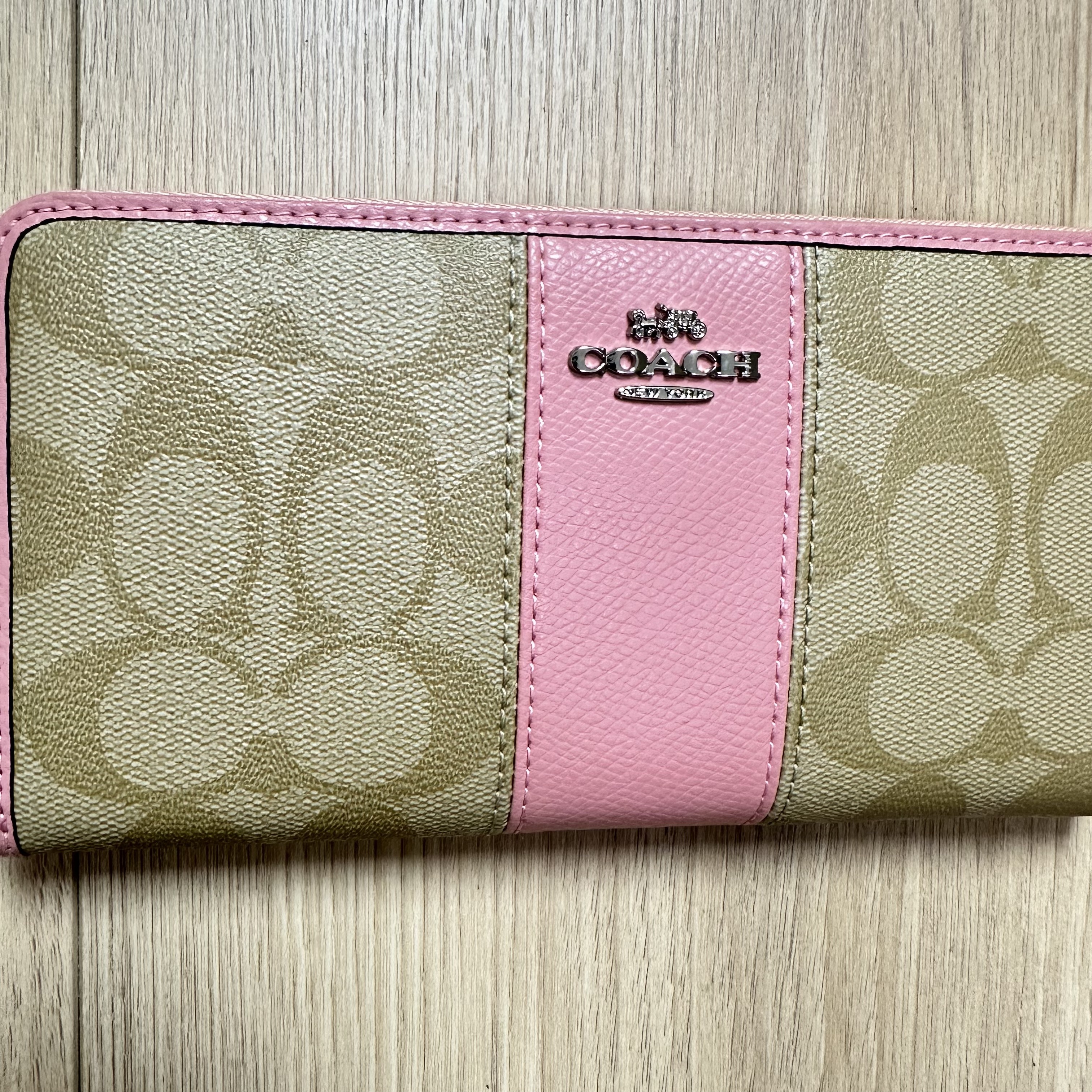 COACH [コーチ] 財布(長財布) ペチュニア ラグジュアリー ペブルド レザー