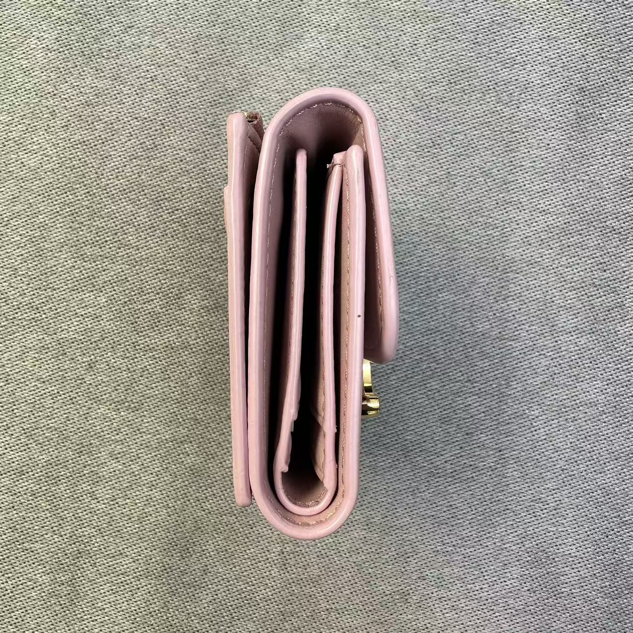 CELINE セリーヌ レディース財布 二つ折り財布 小物入れ 軽量