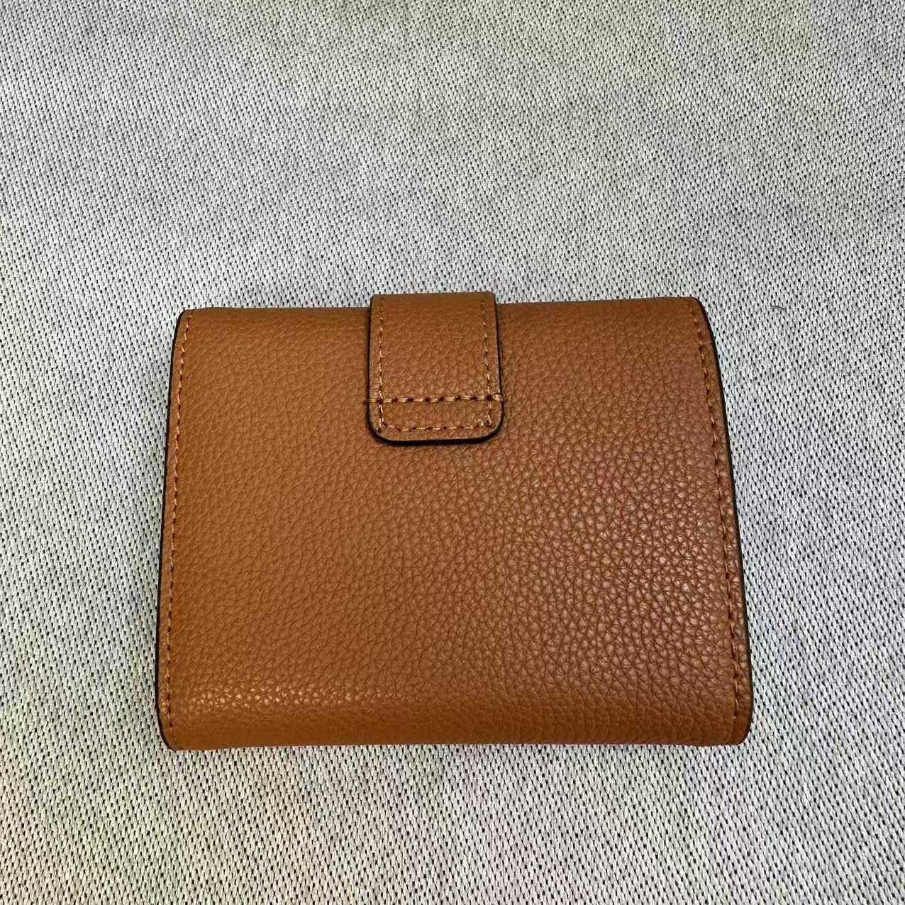 CELINE セリーヌ 折り財布 スモール トリフォールドウォレット レザー ミニ財布 小銭入れあり