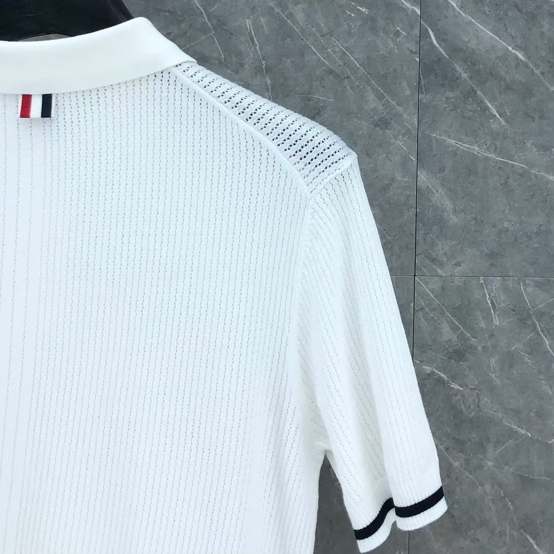 톰브라운 Thom Browne 트리밍 라인 니트 반팔 폴로셔츠 남녀공용
