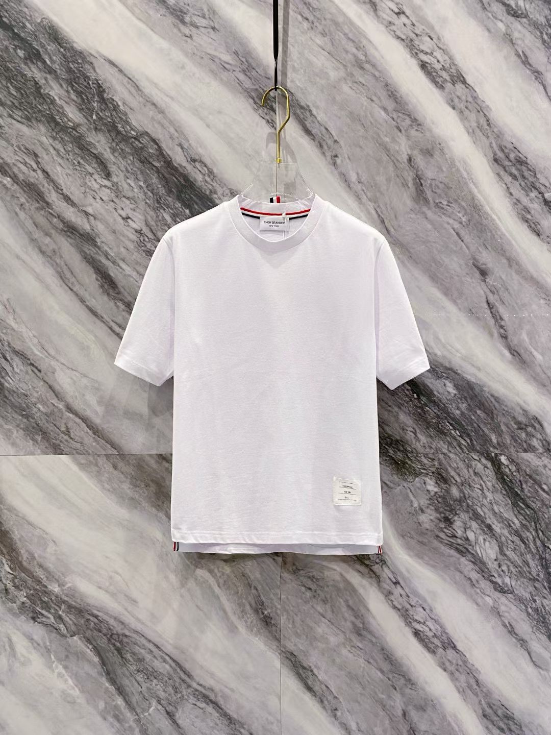 톰브라운 Thom Browne 24SS 클래식 트리컬러 라인 반팔 티셔츠 남녀공용