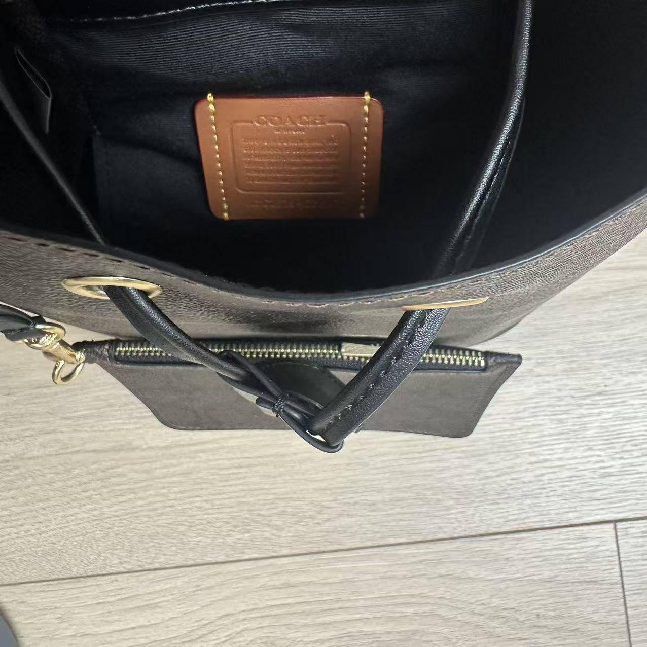 COACH コーチ バッグ(ショルダーバッグ)  シグネチャー スモール タウン バケット バッグ  レディース