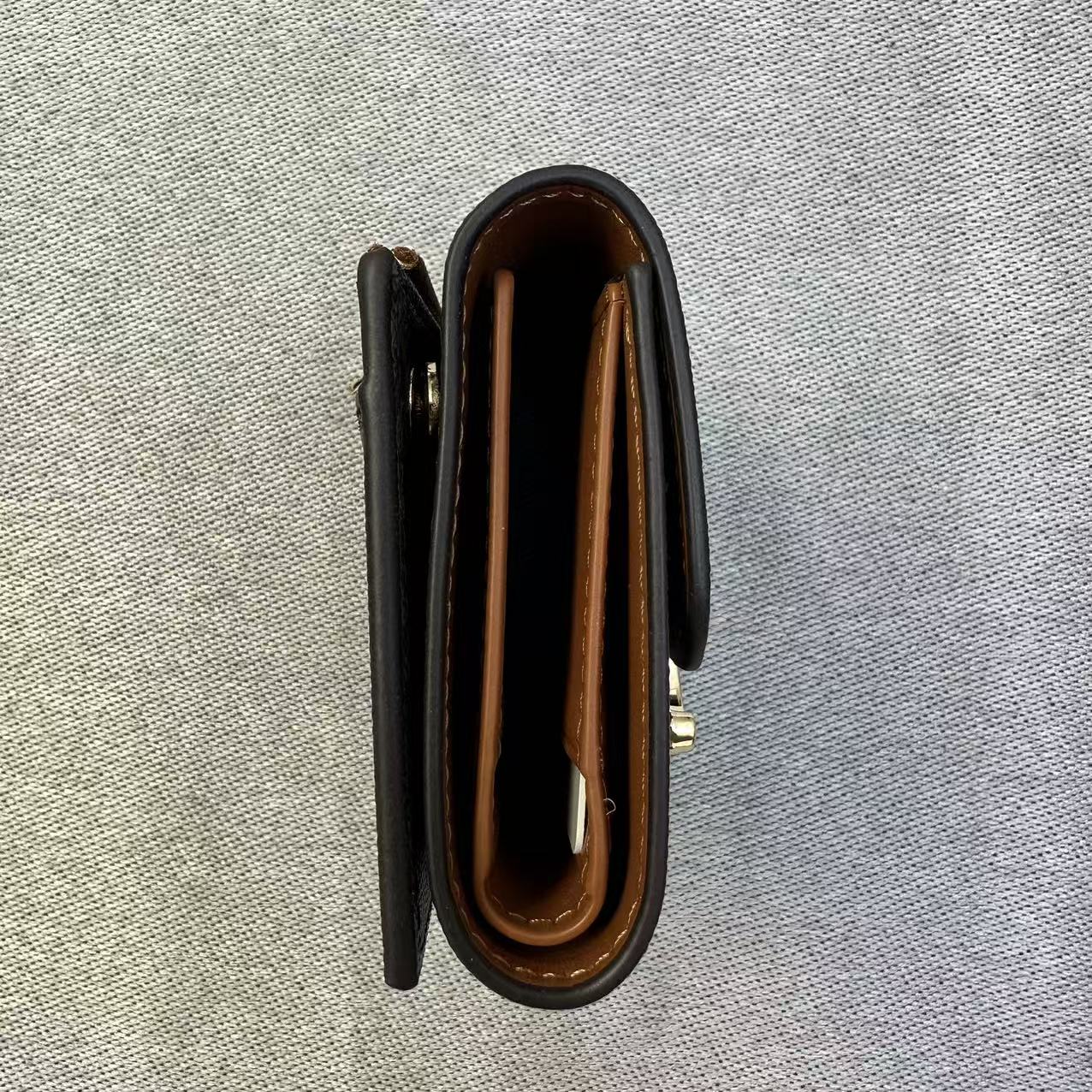 CELINE セリーヌ 折り財布 スモール トリフォールドウォレット レザー ミニ財布 小銭入れあり