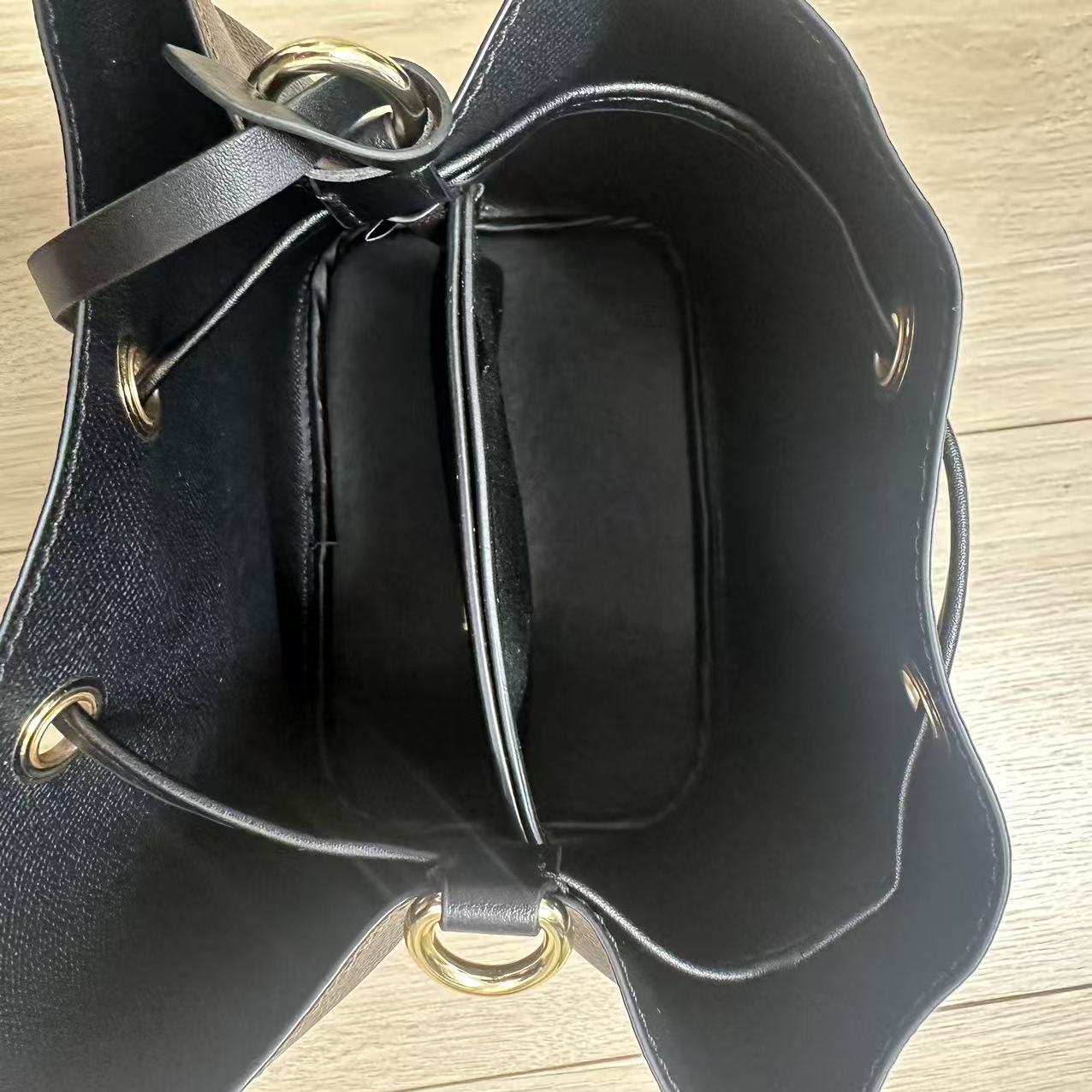 COACH コーチ バッグ(ショルダーバッグ)  シグネチャー スモール タウン バケット バッグ  レディース