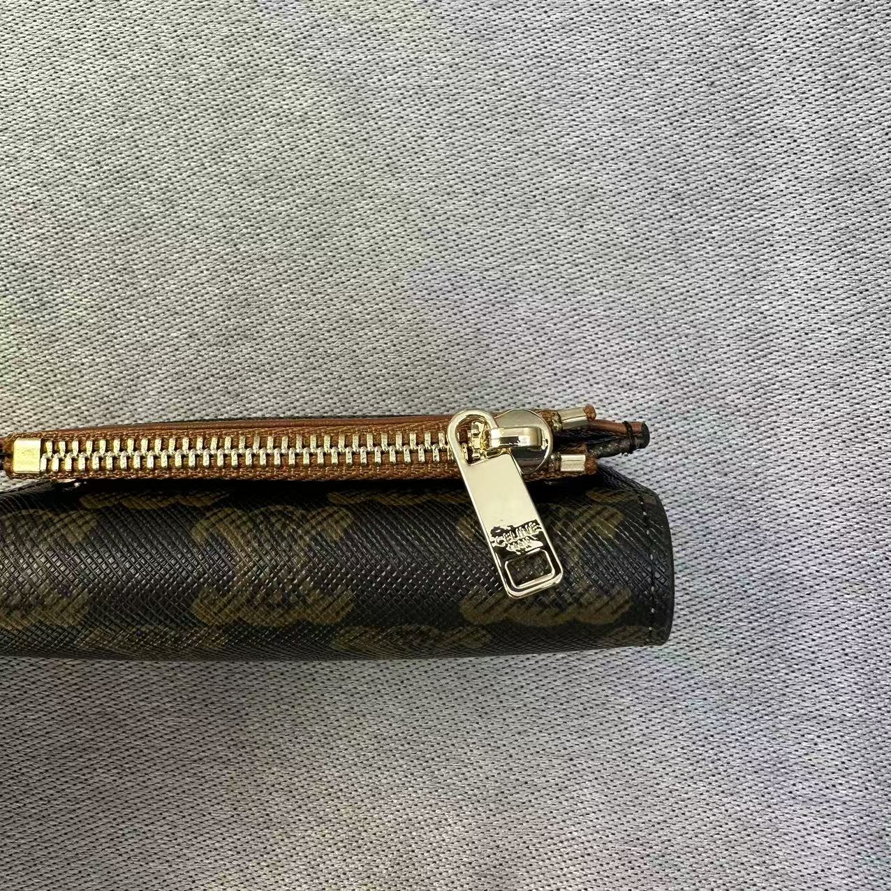 CELINE セリーヌ 折り財布 スモール トリフォールドウォレット レザー ミニ財布 小銭入れあり