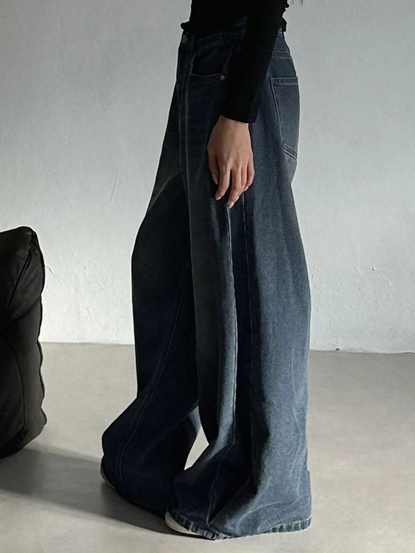 Dark Blue Oversized Baggy Wide-Leg Jeans