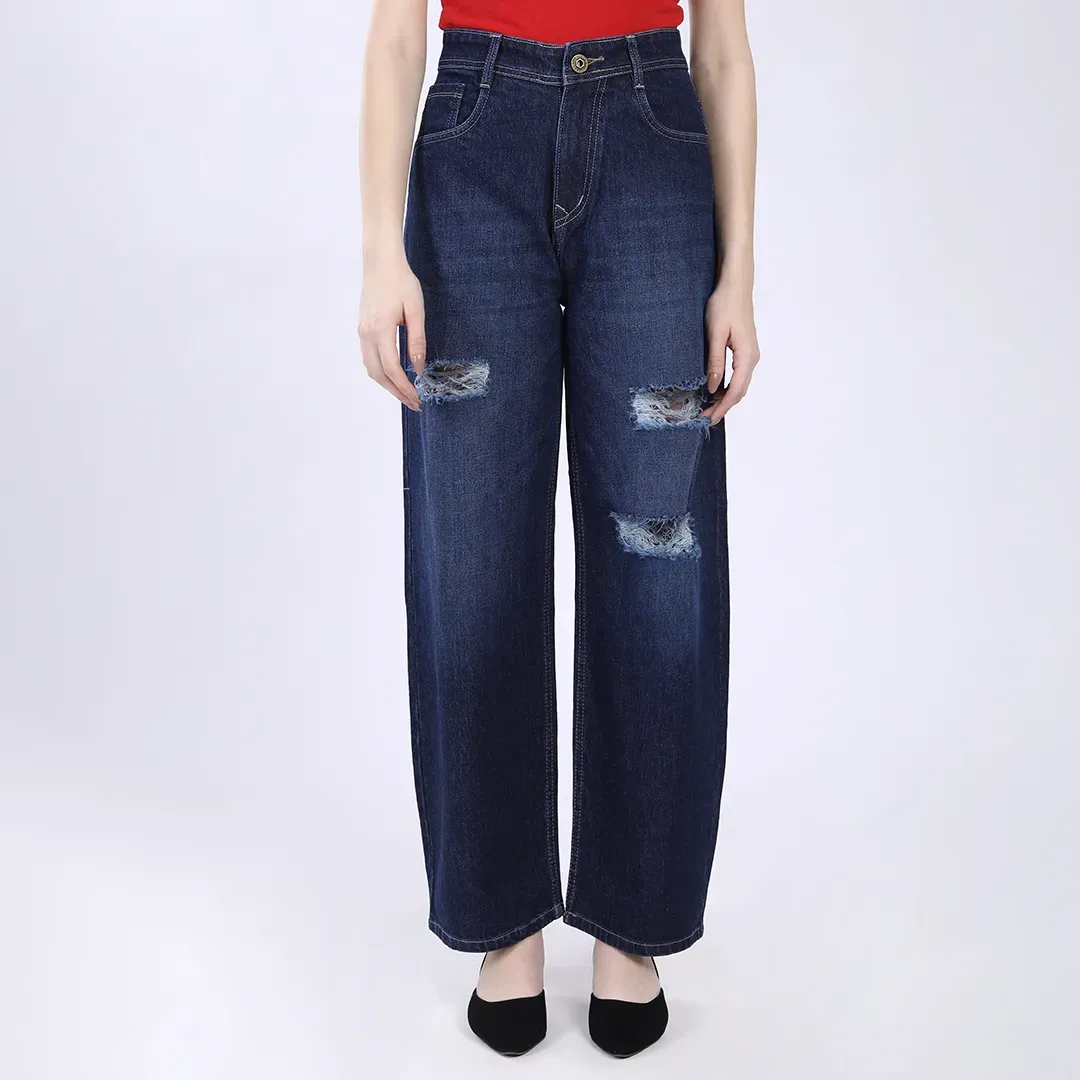 Curve Fit Distressed Baggy Jeans