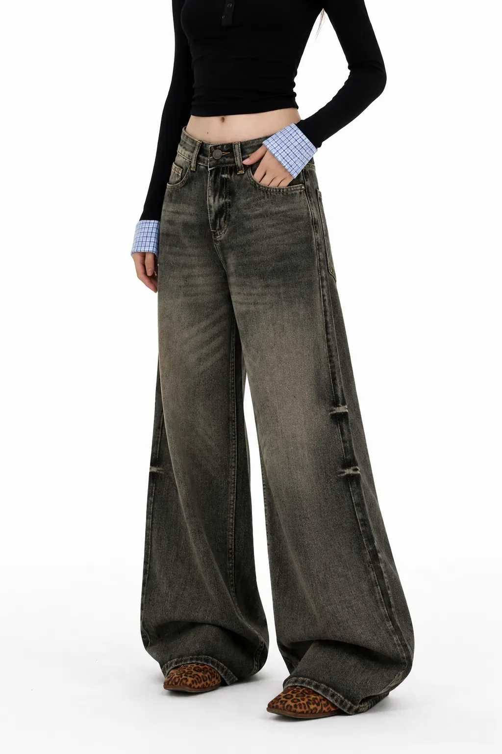 Distressed Signal Baggy Jeans