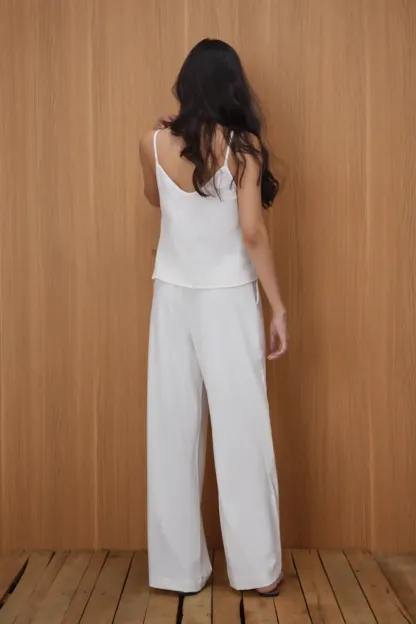 Elegant White Wide Leg Trousers