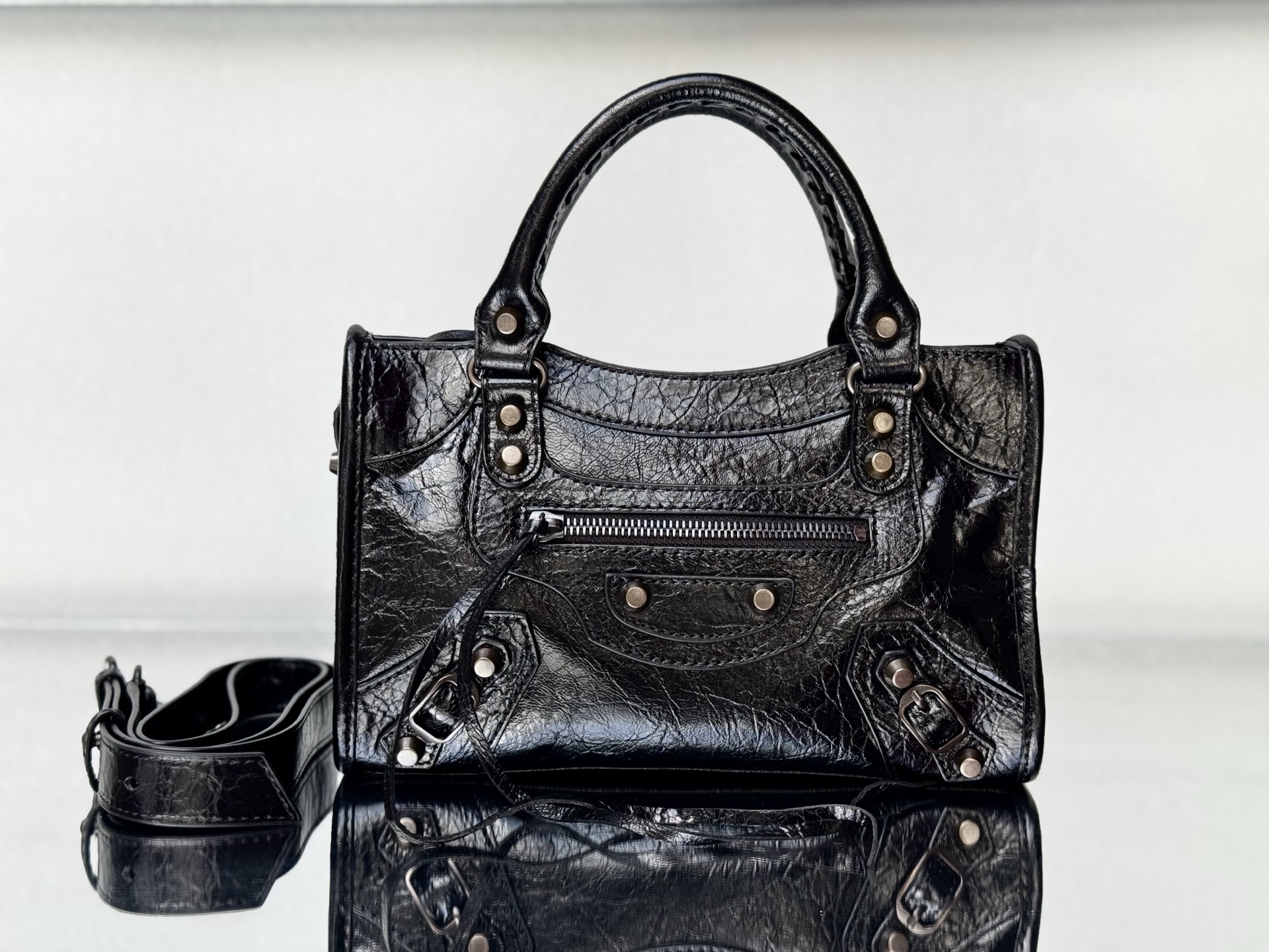Balenciaga Lead Leather  Le City Handbag（8114422AA9R1314）