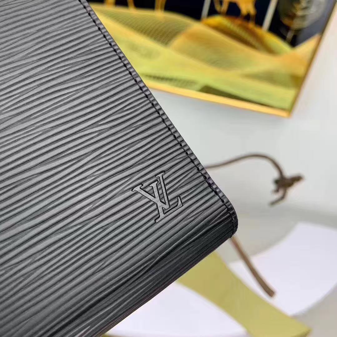 Louis Vuitton wallet (M62643)