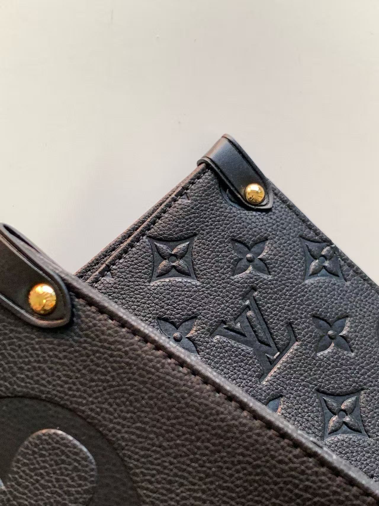 Louis Vuitton On the Go GM Monogram Empreinte（M44925）