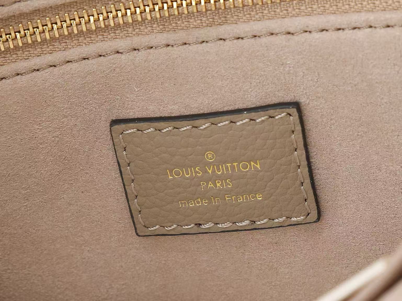 Louis Vuitton OnTheGo BB Leather Handbag (2-in-1)（M47054）
