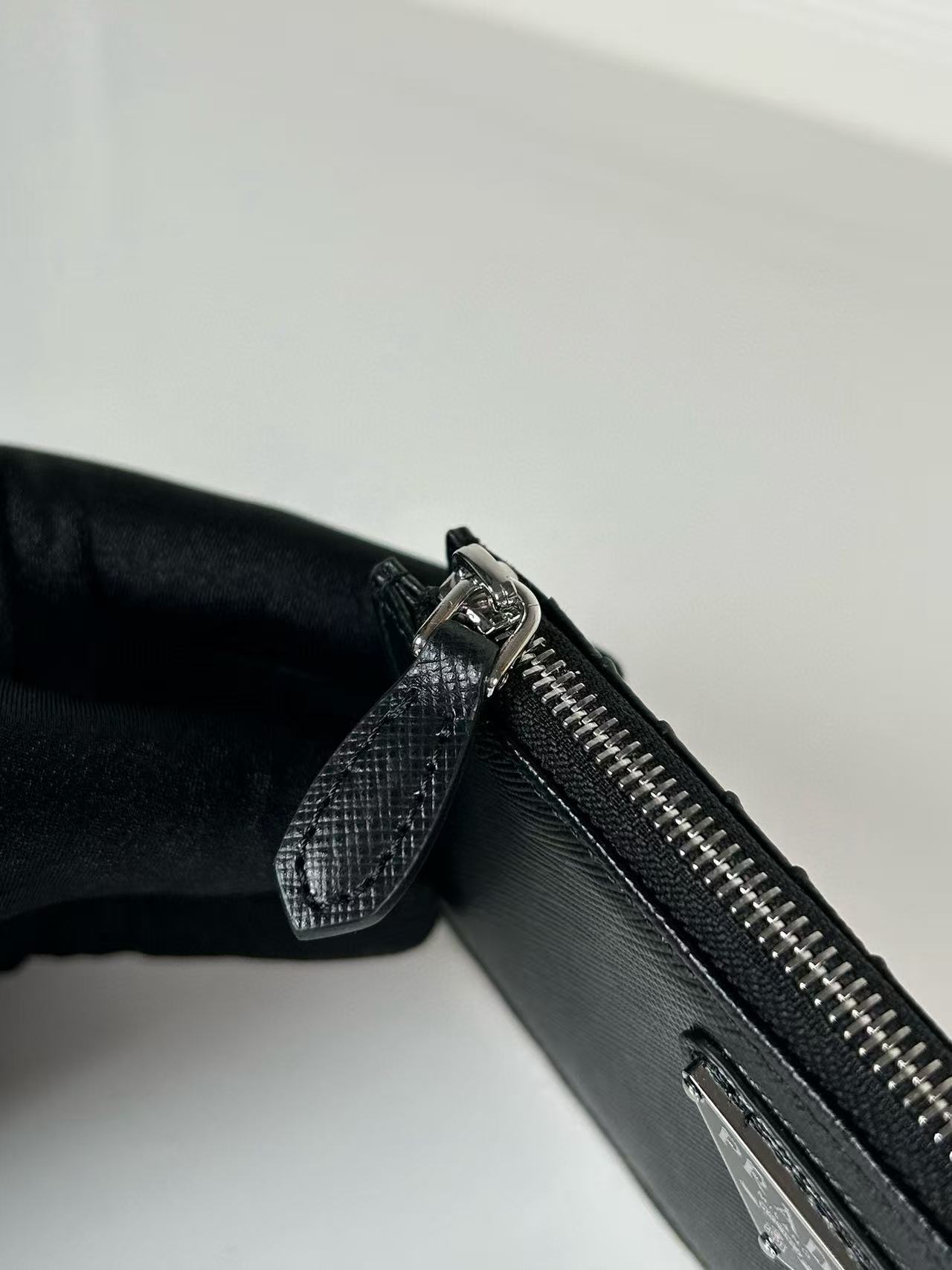 Prada Black Saffiano Triangle Card Case (1MC086_QHH_F0632)