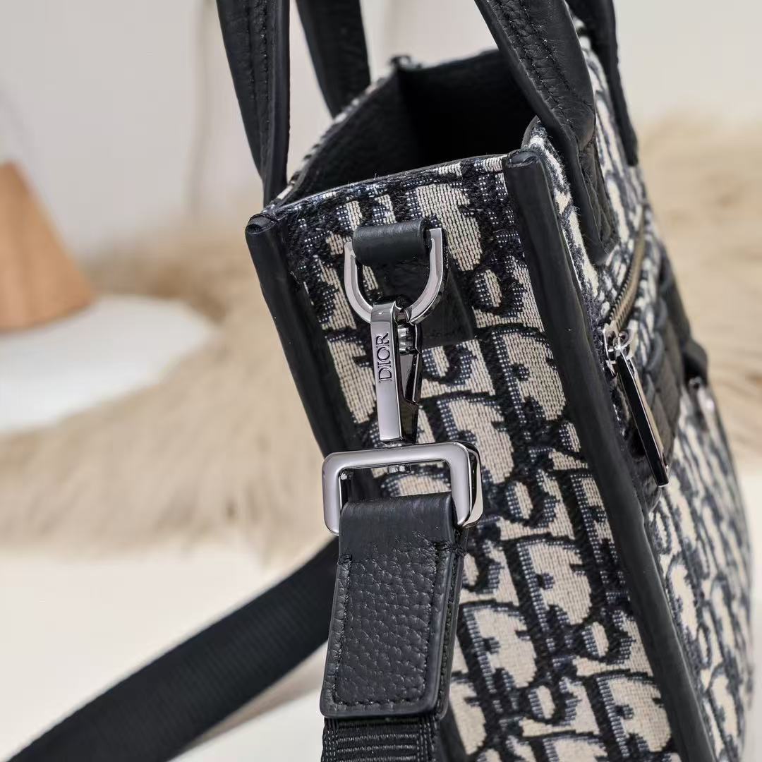 Dior Safari North-South Mini Tote Bag Dior Oblique Jacquard and Grained Calfskin "Beige/Black"（2ESWS017YKY_H27E）