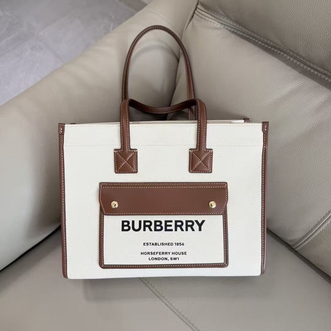Burberry Small Two-Tone Canvas（80441381）