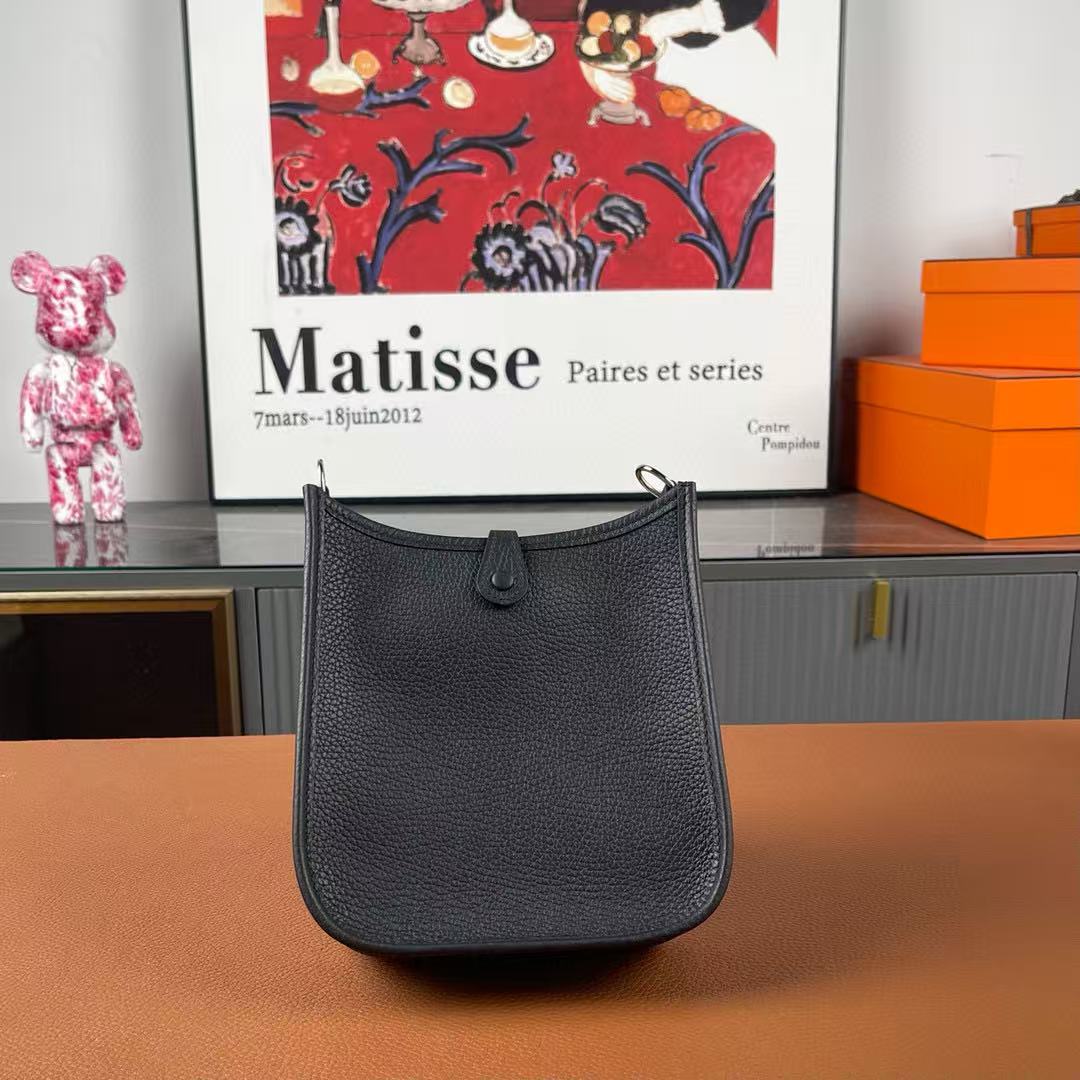 HERMES Mini Evelyn 16 TPM Bag Caban （H069426CKDS）