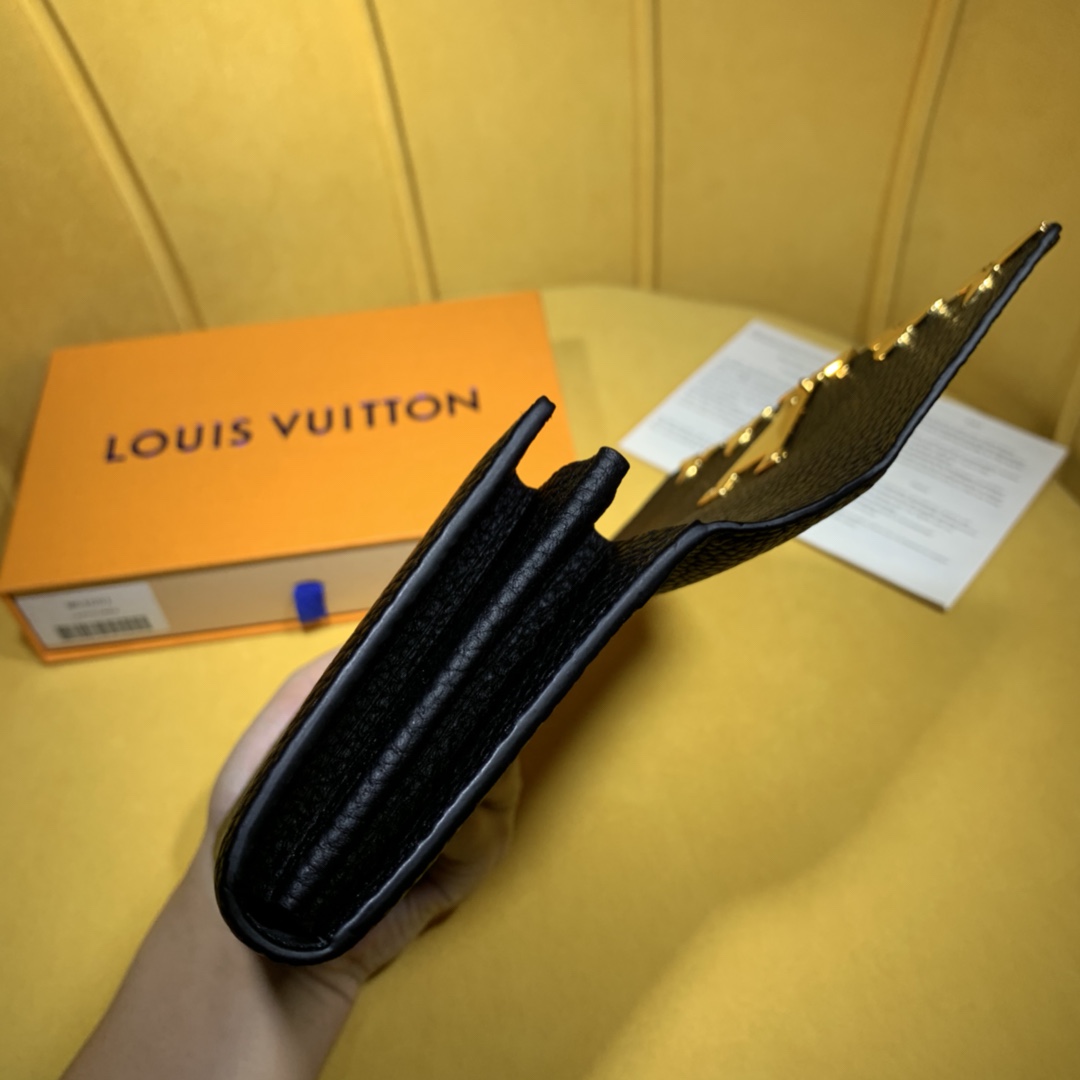 LOUIS VUITTON Capucines Portefeuille  (M64551）