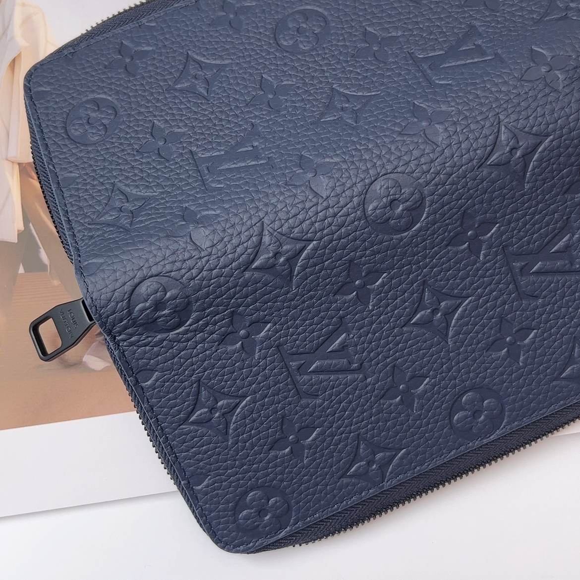 Louis Vuitton  Zippy Wallet Vertical（M11523）