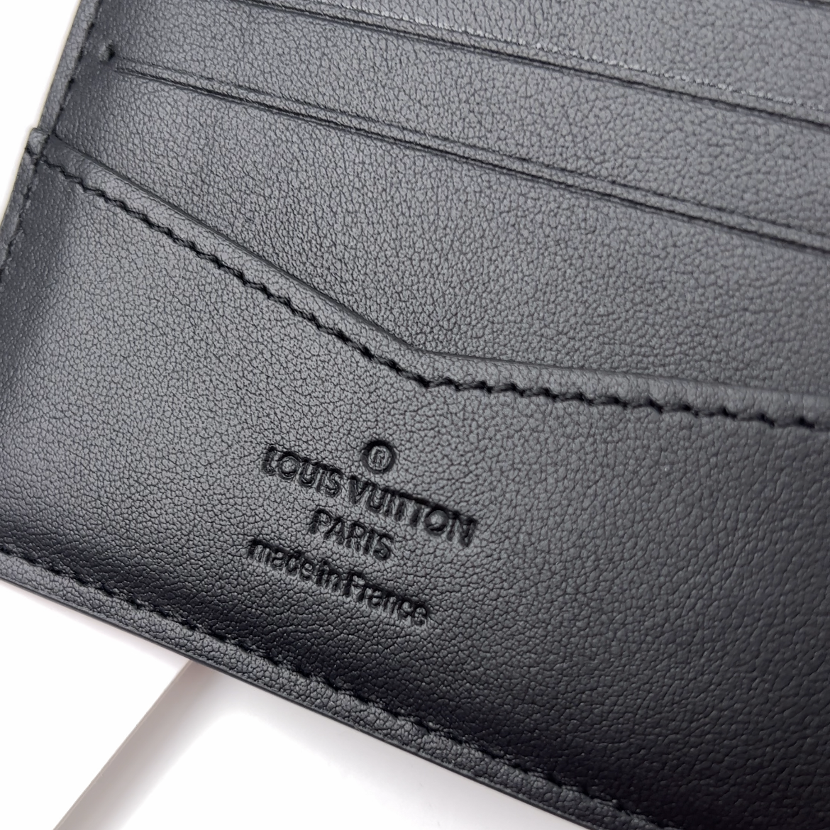 Louis Vuitton Slender Wallet（M83128）