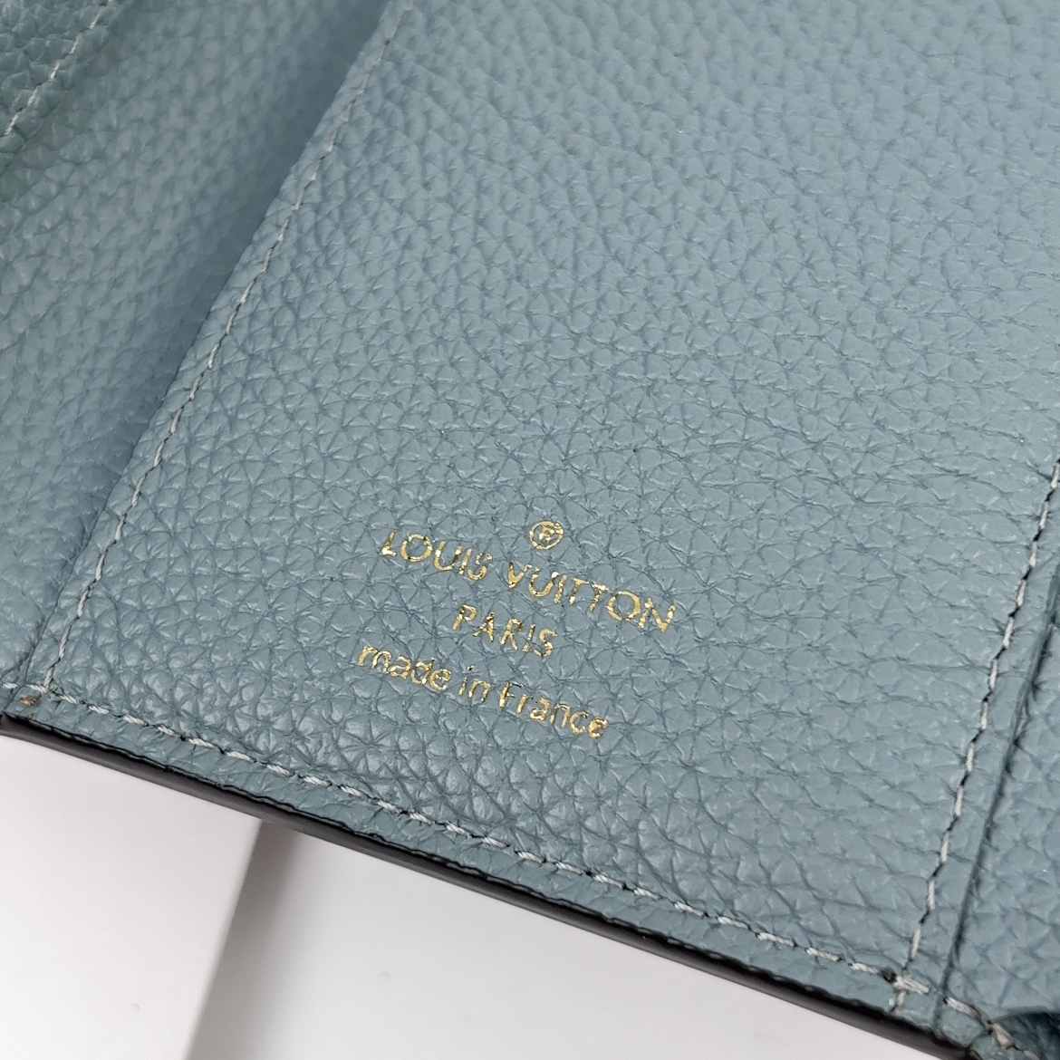 Louis Vuitton Victorine Wallet (M82640)