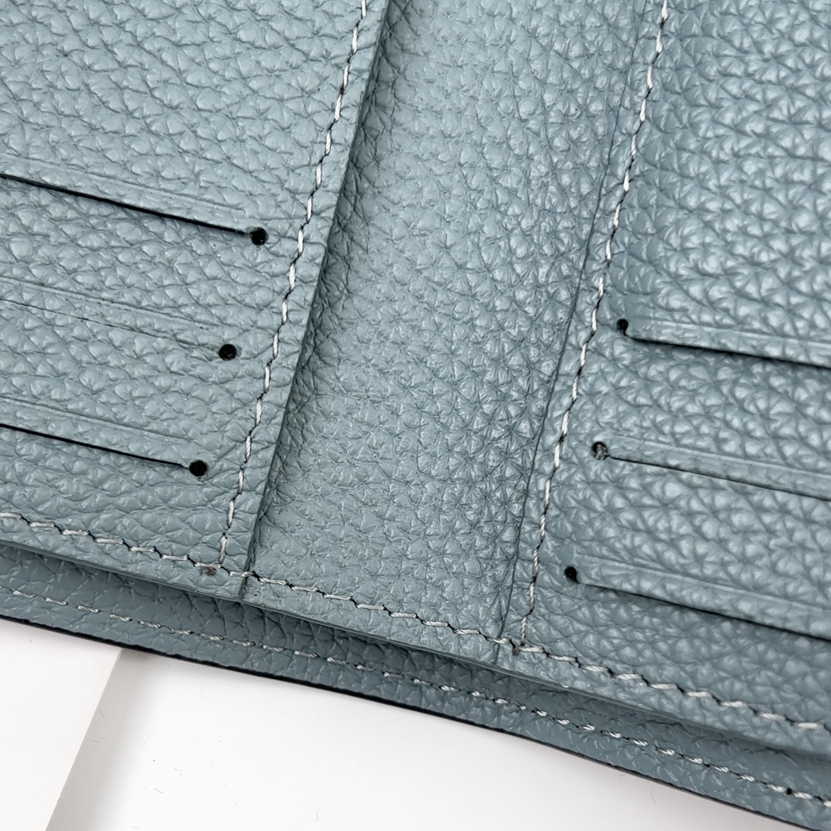 Louis Vuitton Victorine Wallet (M82640)