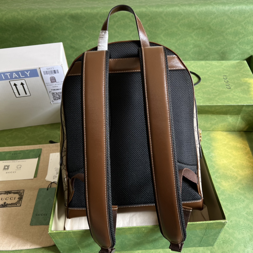 GUCCI interlocking double G backpack（704017 FAA0R 9795）