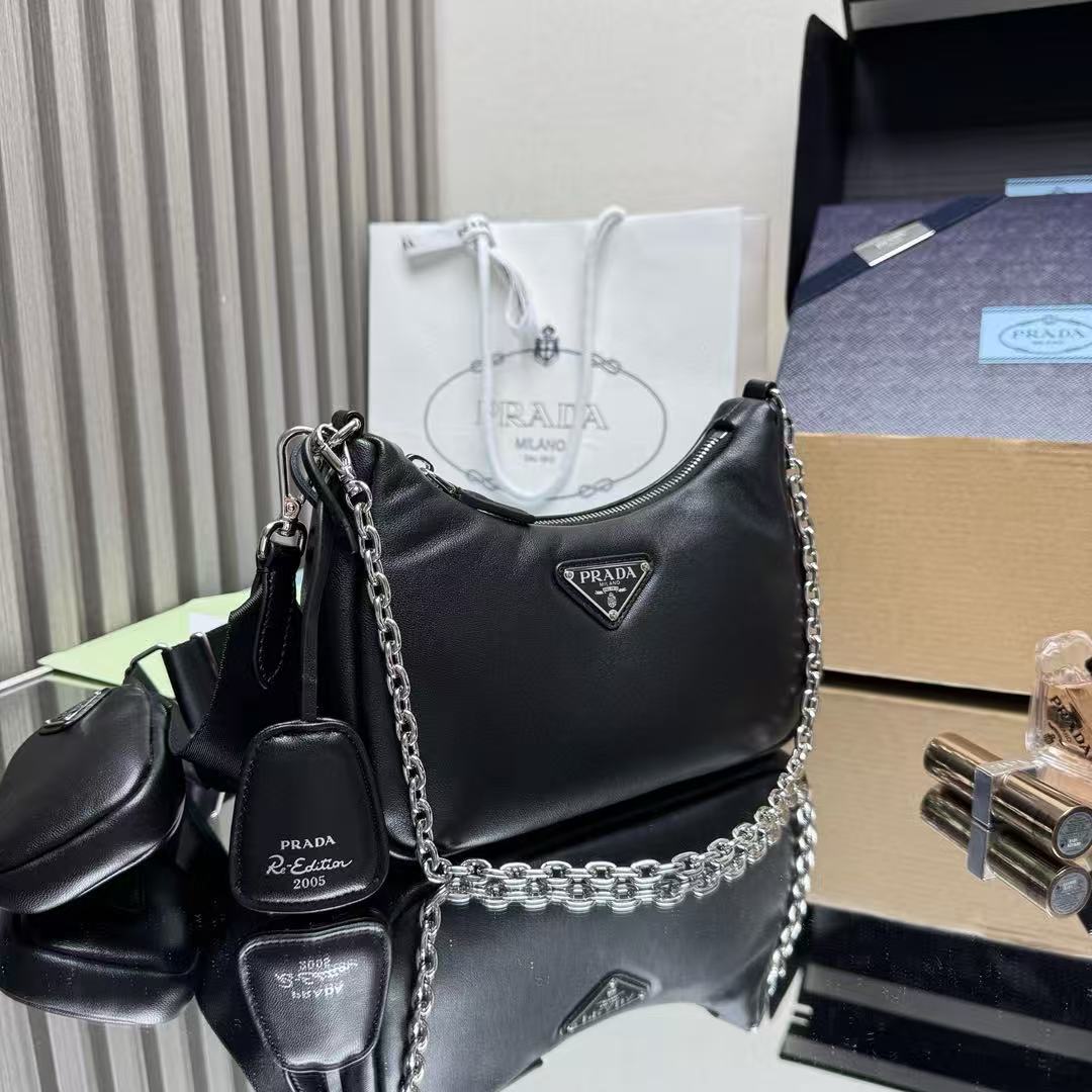 Prada Padded Nappa-Leather Re-Edition Shoulder Bag( 1BH204_2DYI_F0002_V_V9Z)