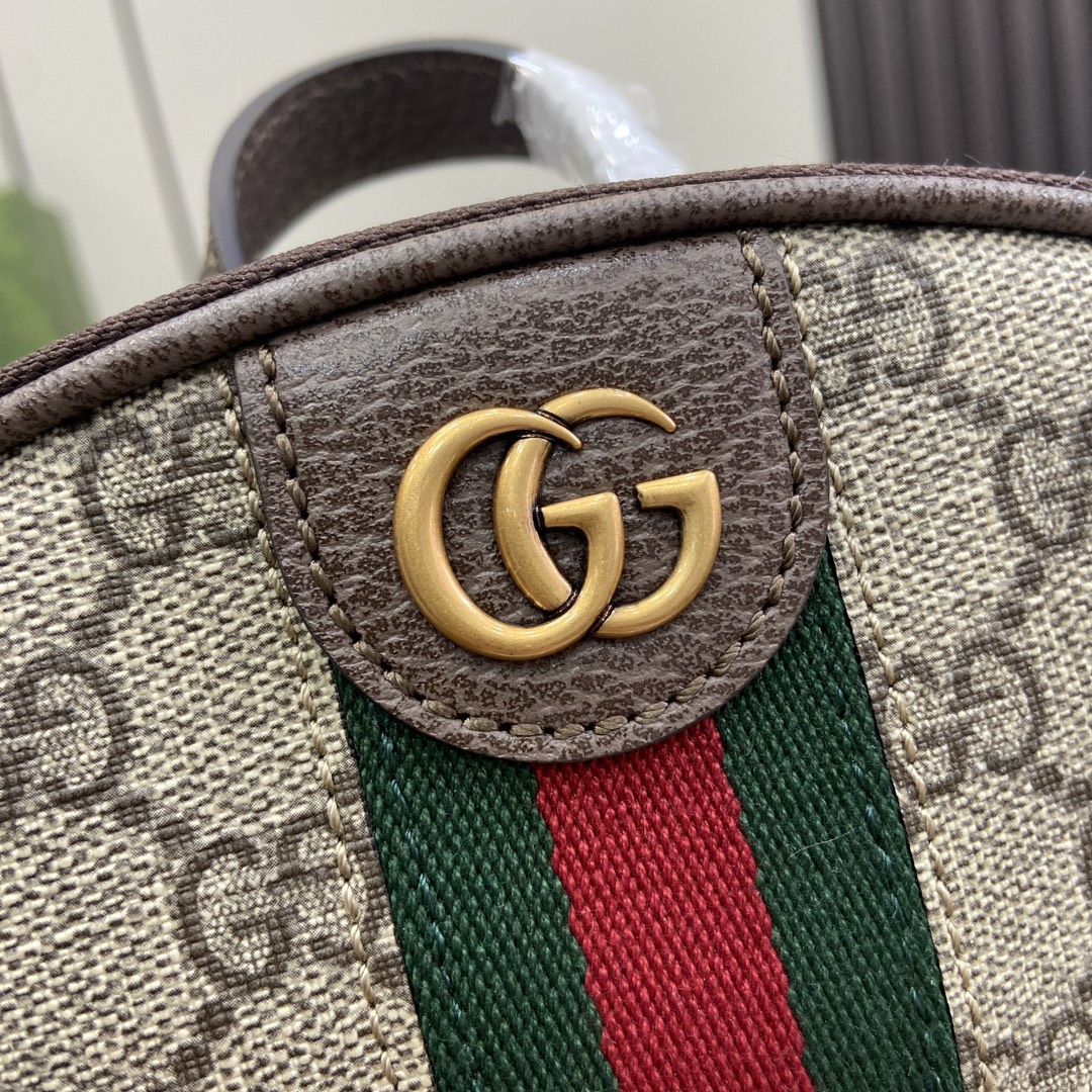 GUCCI GG crossbody bag（779915 FAC5O 9778）