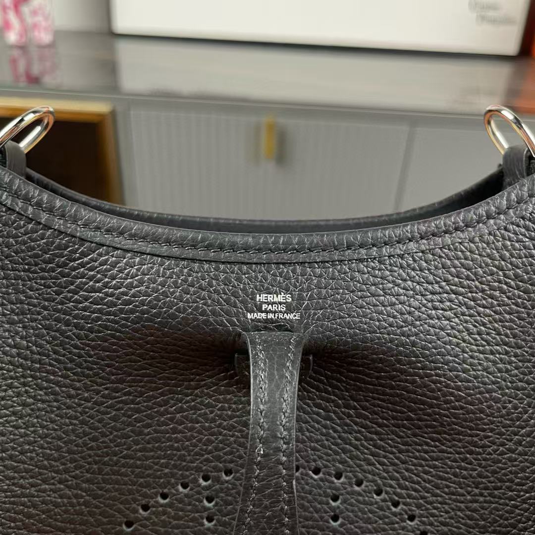 HERMES Mini Evelyn 16 TPM Bag Caban （H069426CKDS）