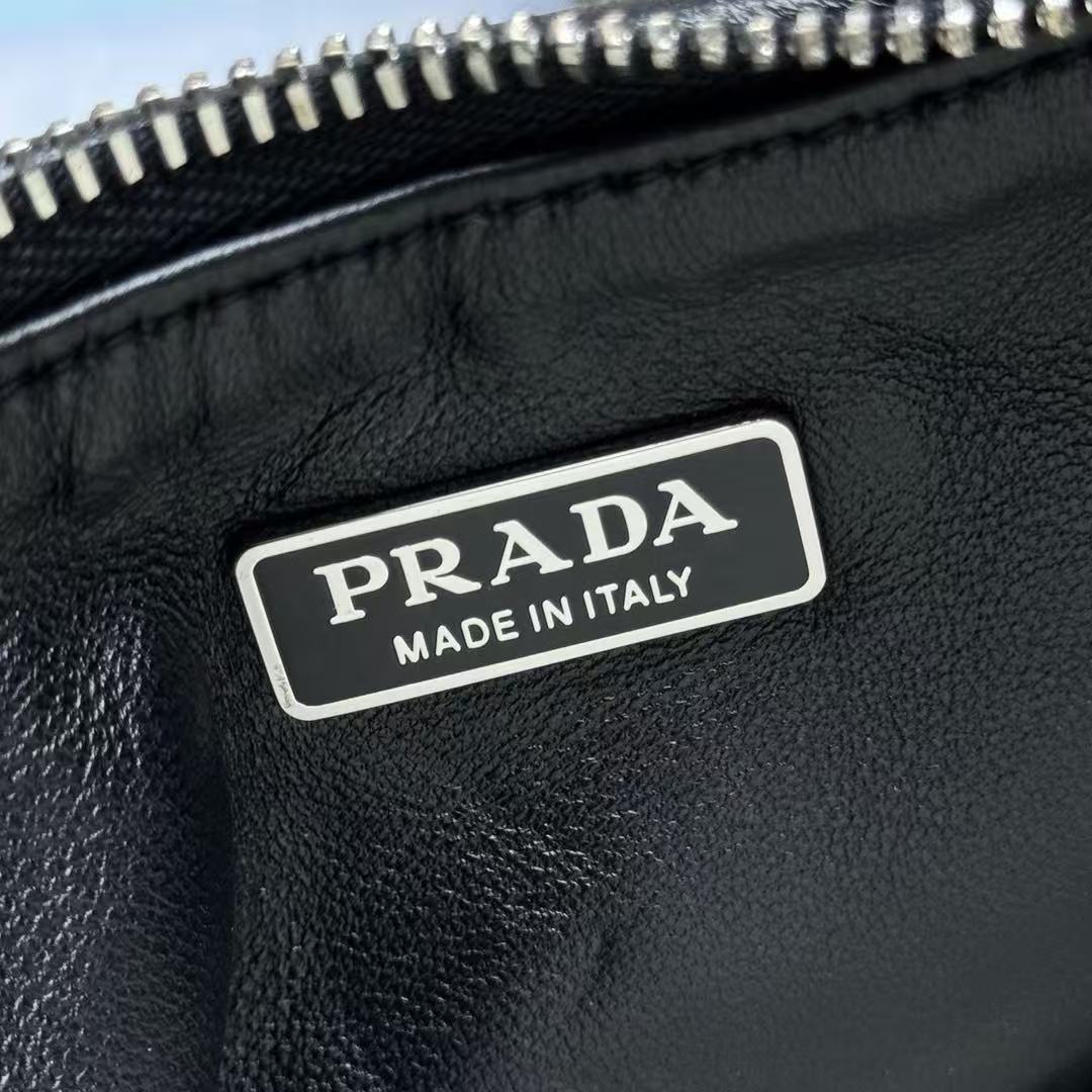 Prada Padded Nappa-Leather Re-Edition Shoulder Bag( 1BH204_2DYI_F0002_V_V9Z)
