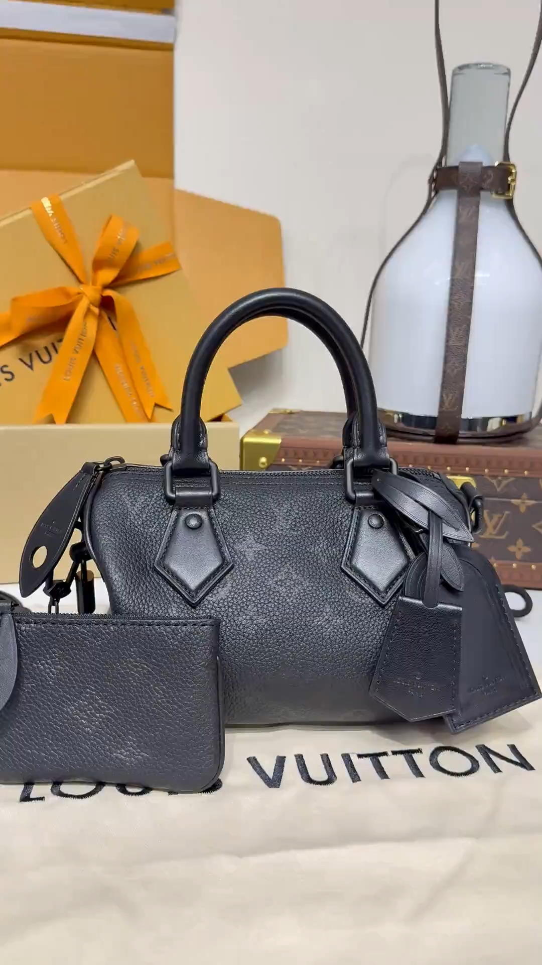 Louis Vuitton Speedy P9 Bandoulière 20（M28262）