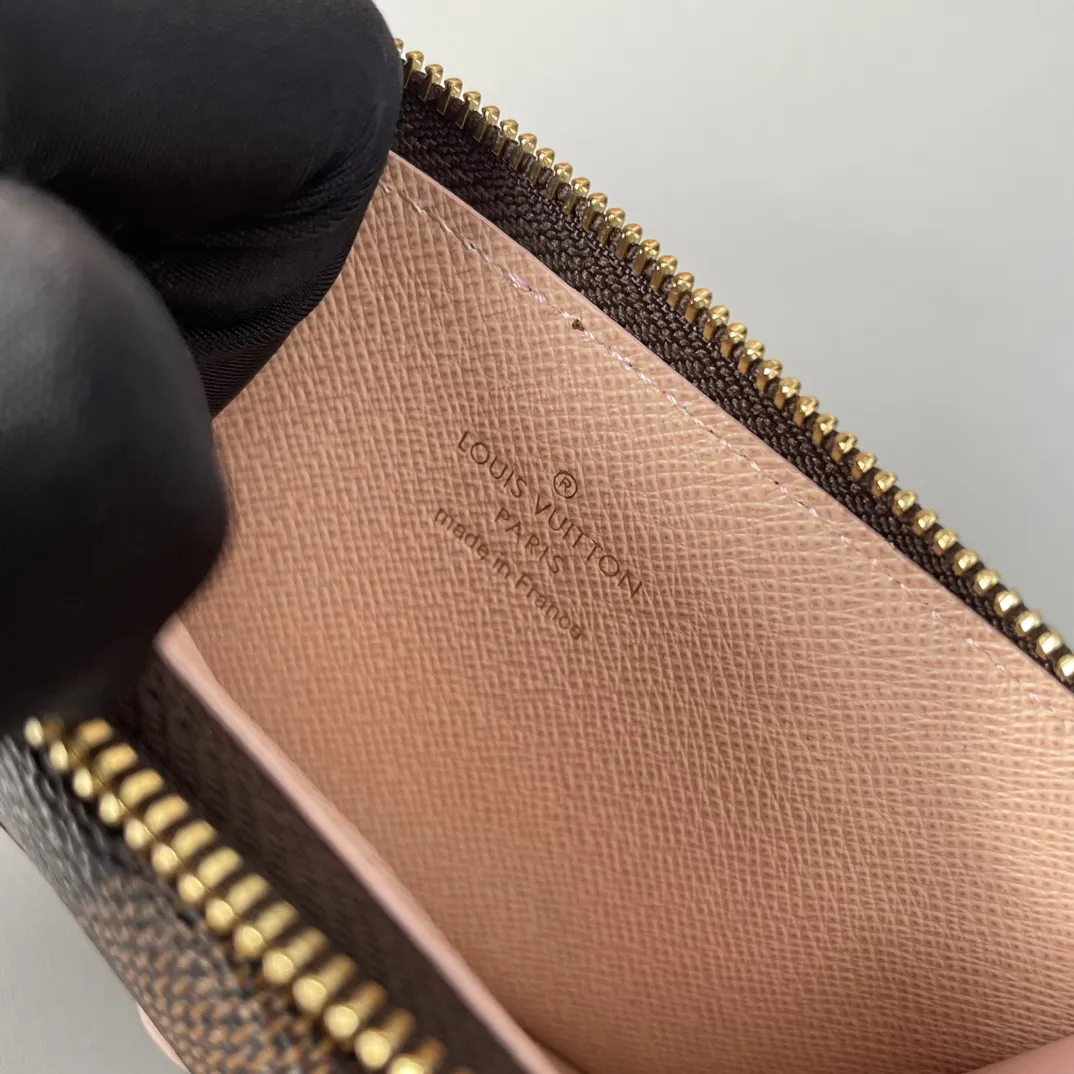 Louis Vuitton wallet （M69431）