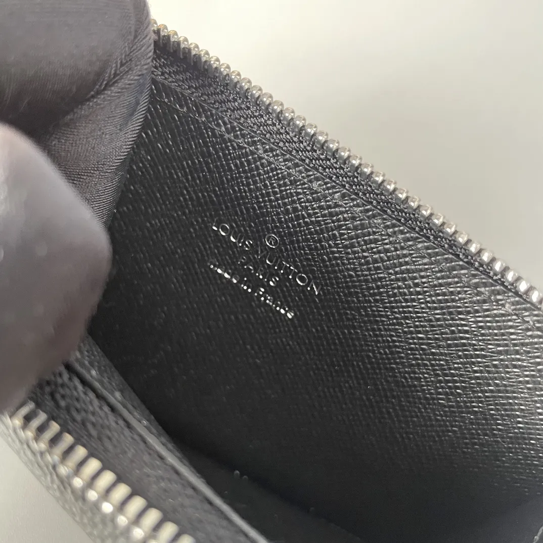 Louis Vuitton wallet （M69431）