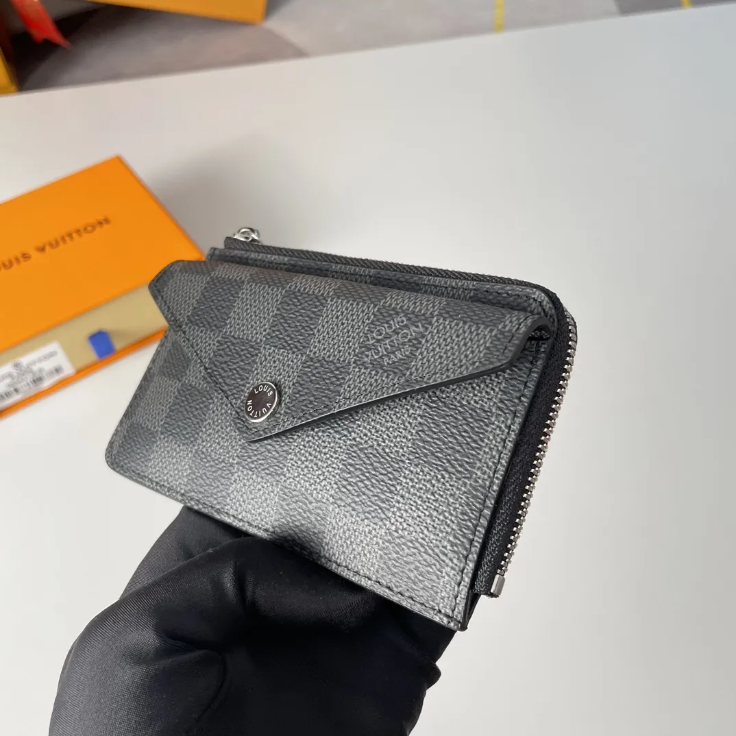 Louis Vuitton wallet （M69431）
