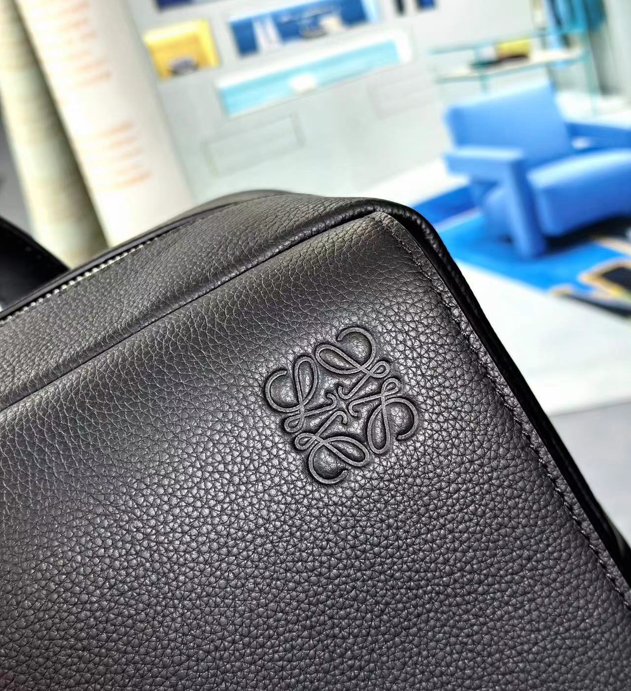 LOEWE 1100 MILTARY BACKPACK, black（B553J18X03-1100）