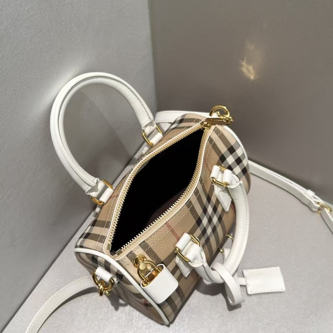 BURBERRY Mini Check Bowling Bag（81251071）
