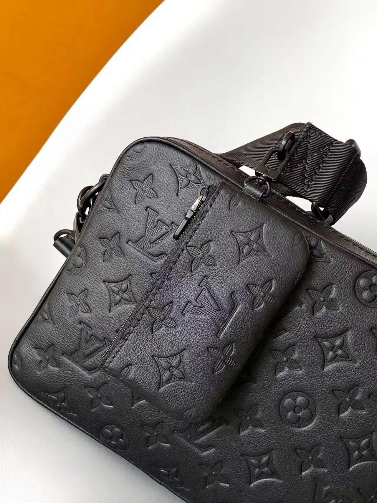 Louis Vuitton Trio Messenger Bag, Monogram Shadow Leather（M26713）