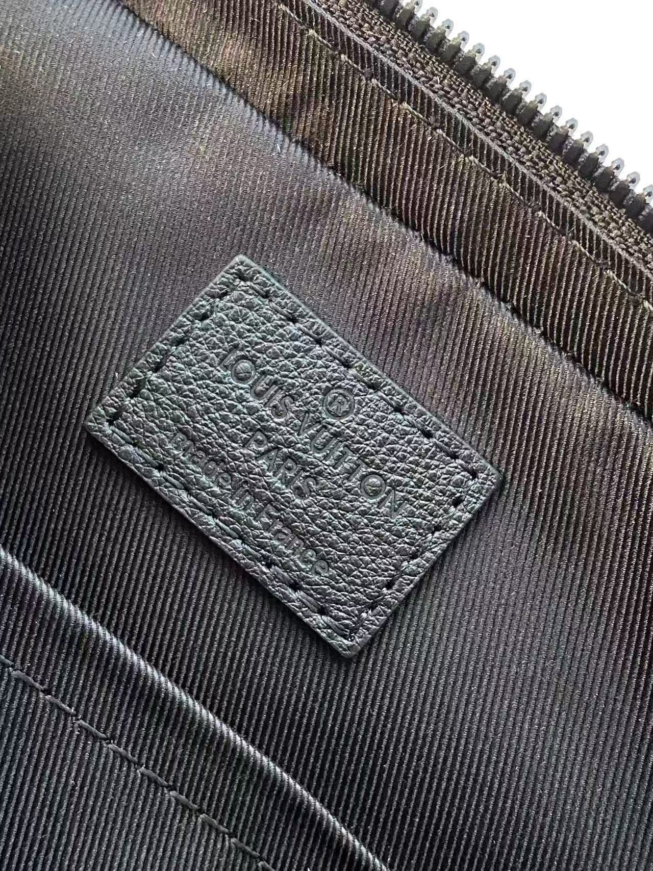 Louis Vuitton Trio Messenger Bag, Monogram Shadow Leather（M26713）