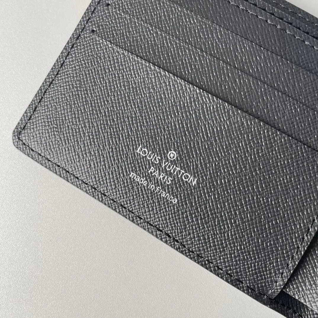Louis Vuitton Portefeuille Multiple（M61695）