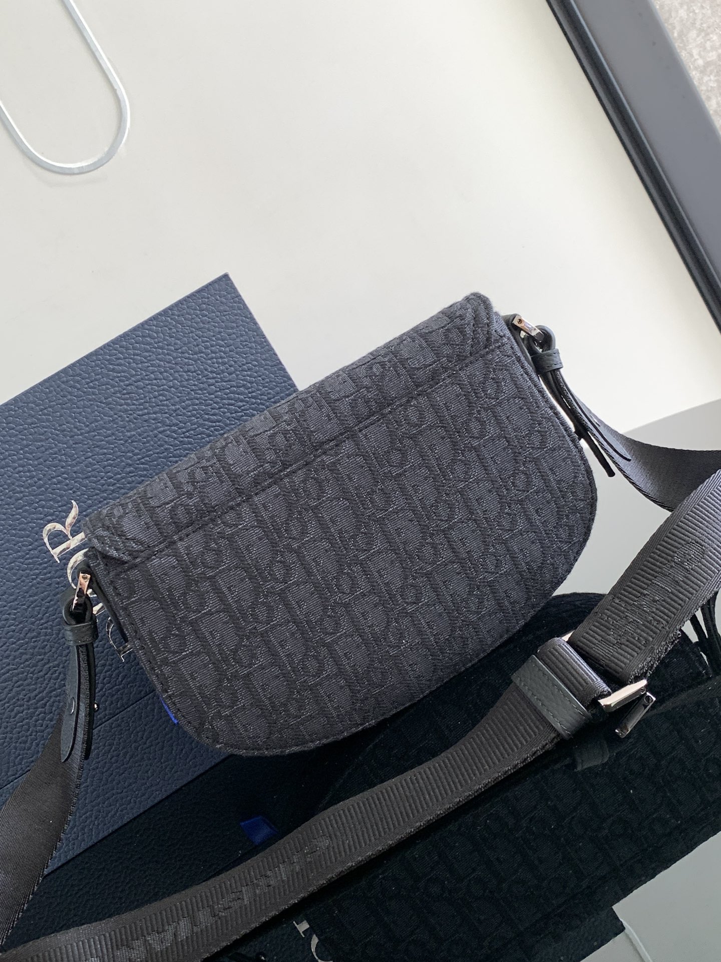 DIOR Oblique Jacquard Saddle Pouch（1ADPO325YKY-H27E）