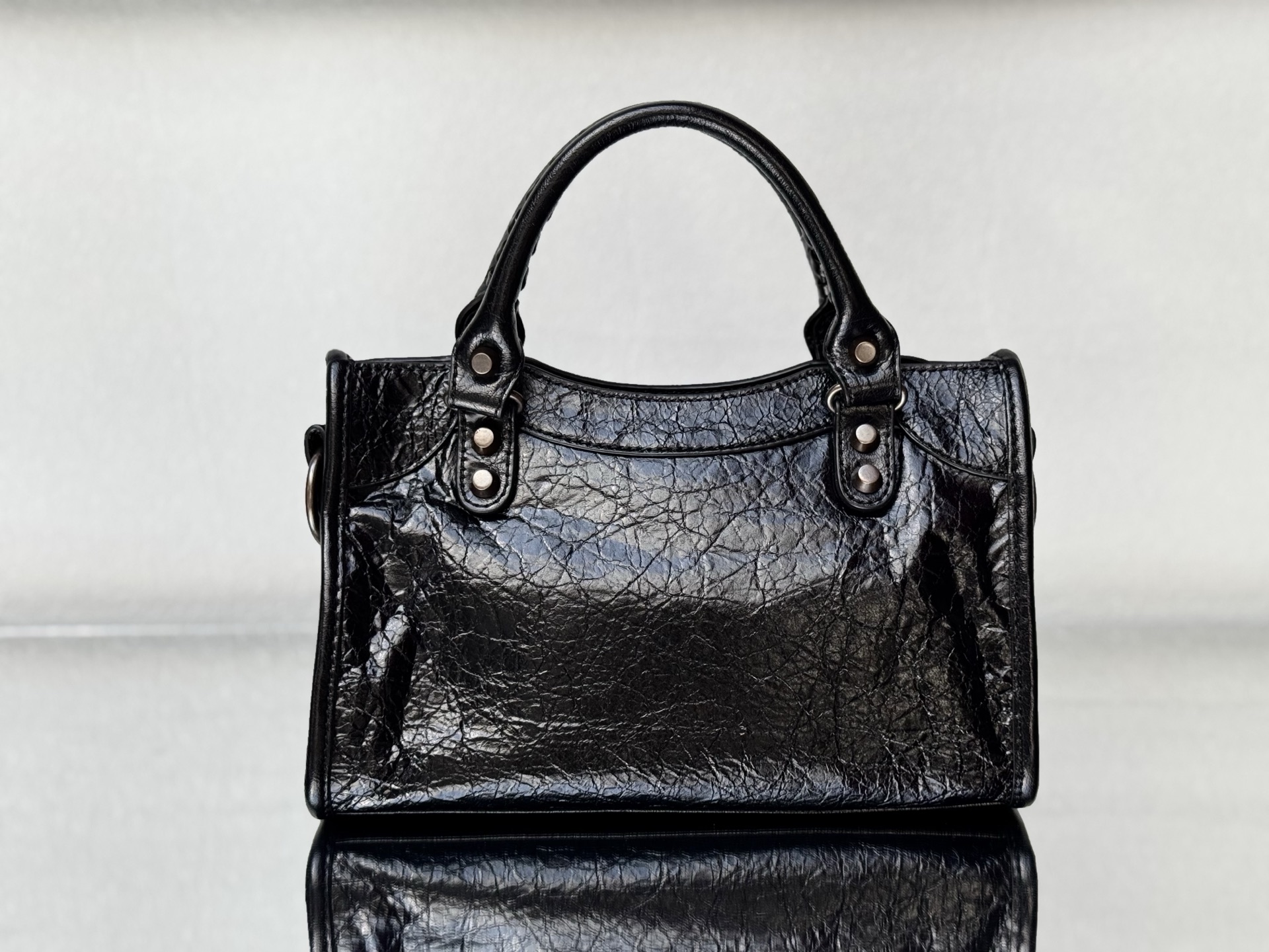 Balenciaga Lead Leather  Le City Handbag（8114422AA9R1314）