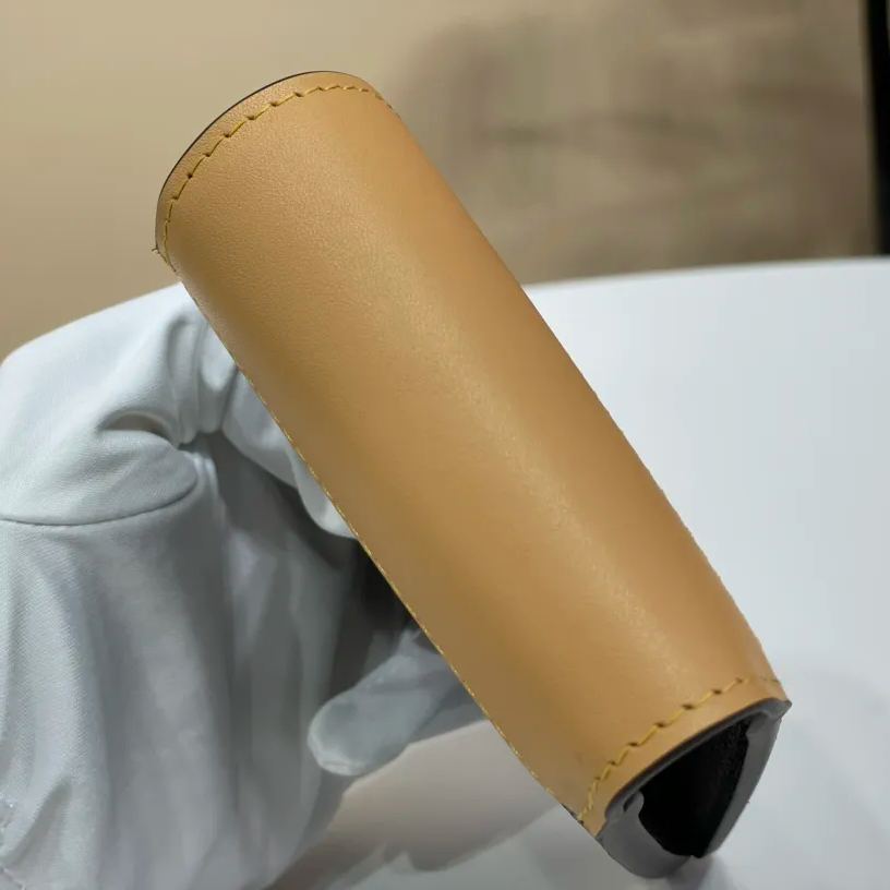 Louis Vuitton wallet (M83334）