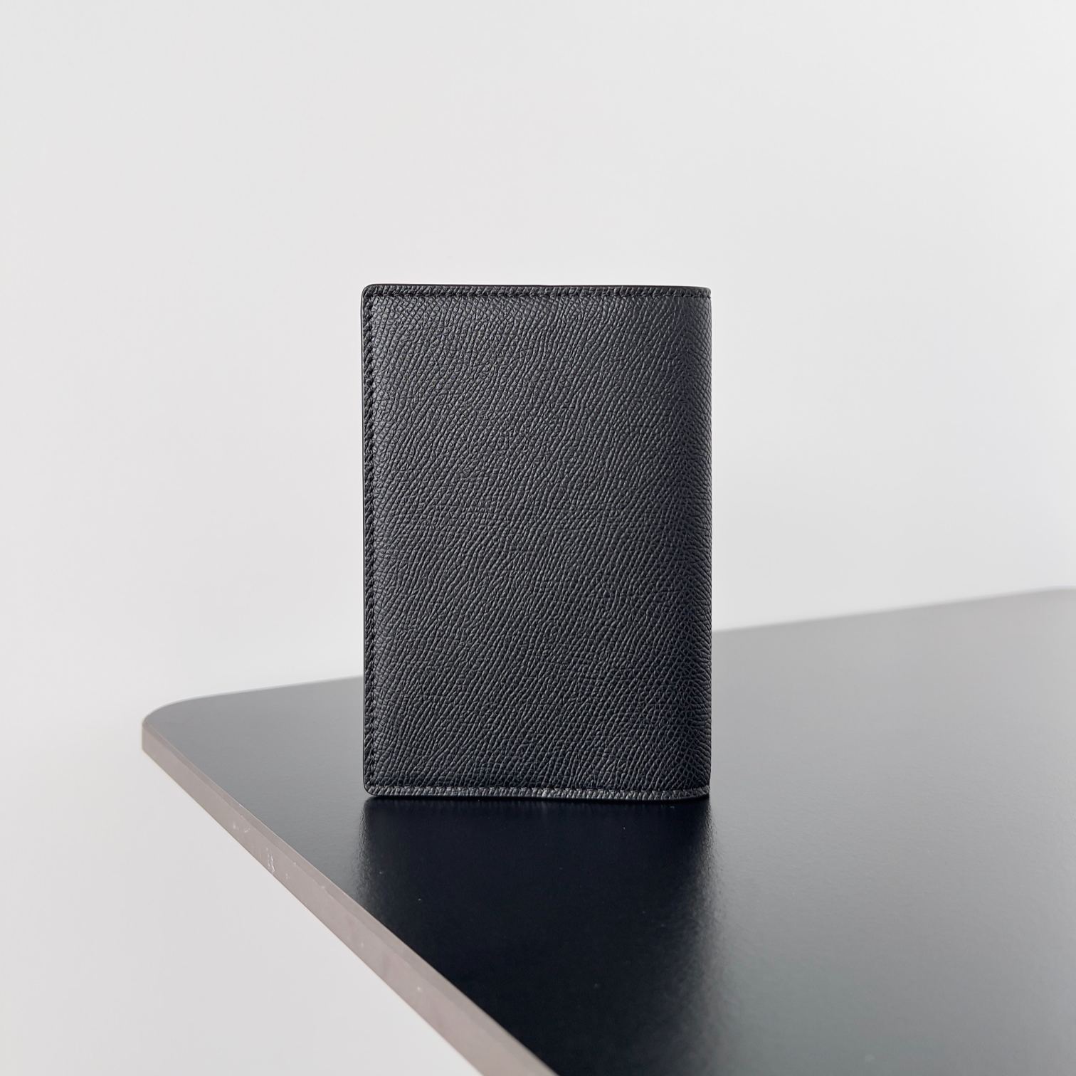 Balenciaga Men's Passport Holder in Black（7877422AA3R1000）