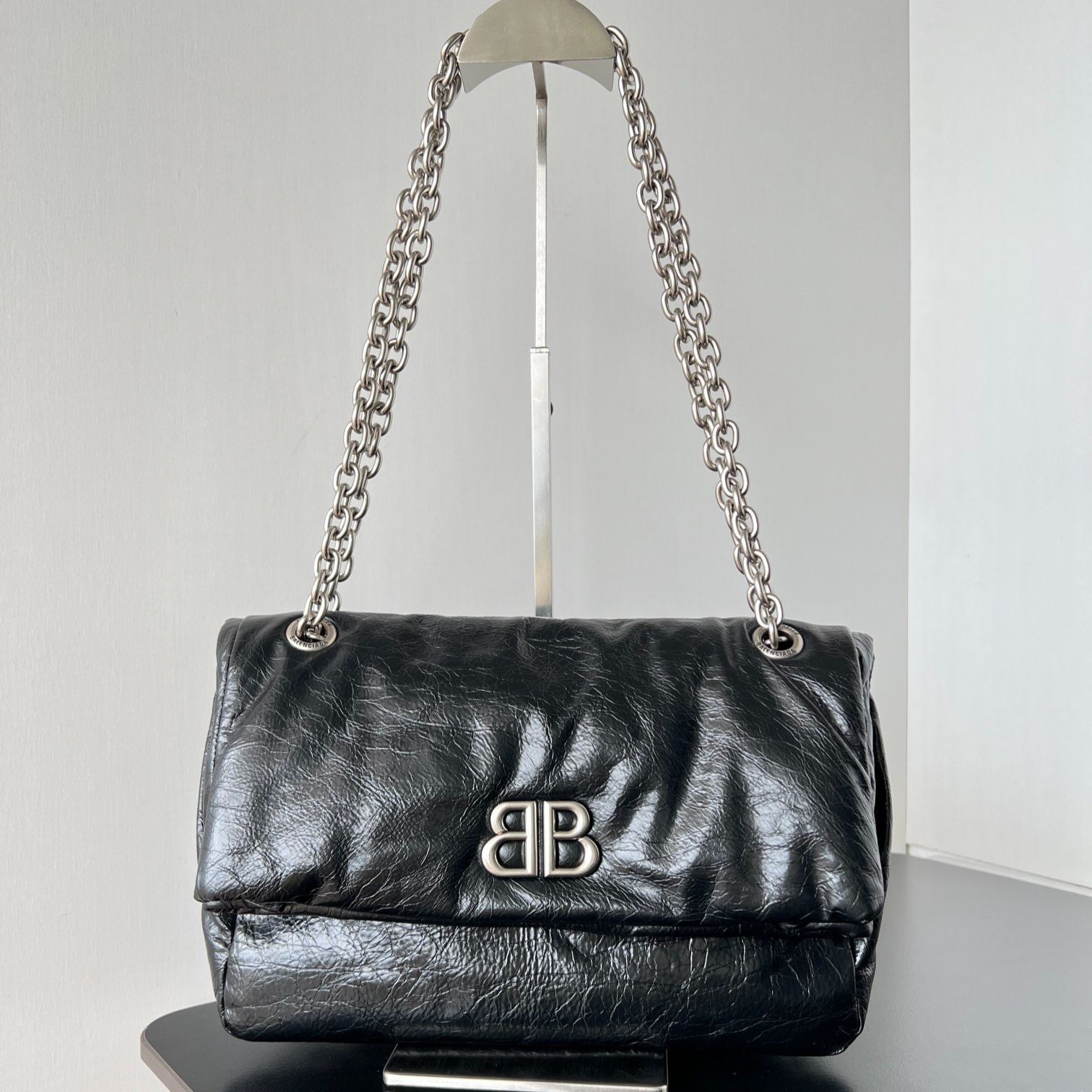 Balenciaga MONACO Medium Chain Bag（7659452AASA1000）