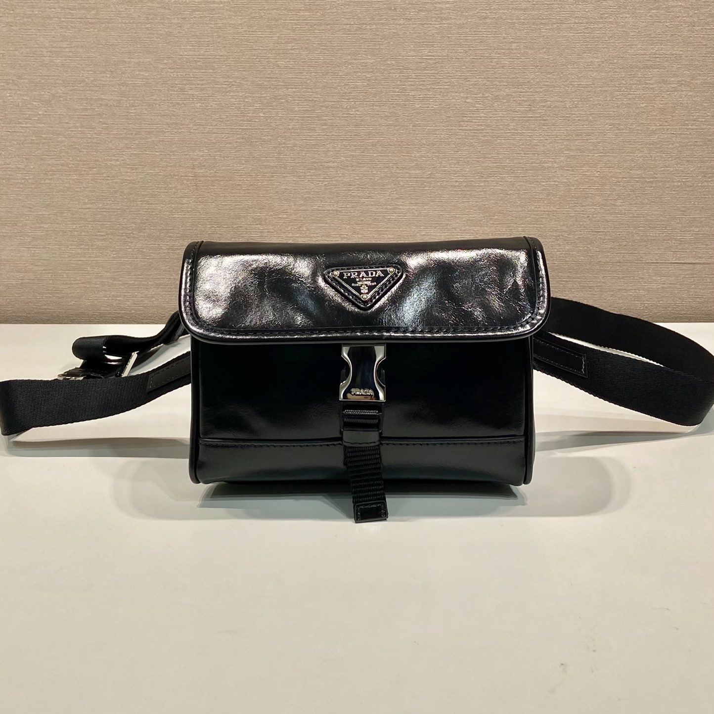 PRADA Soft Look Leather Smartphone Case (2ZH108_2CX7_F0002)