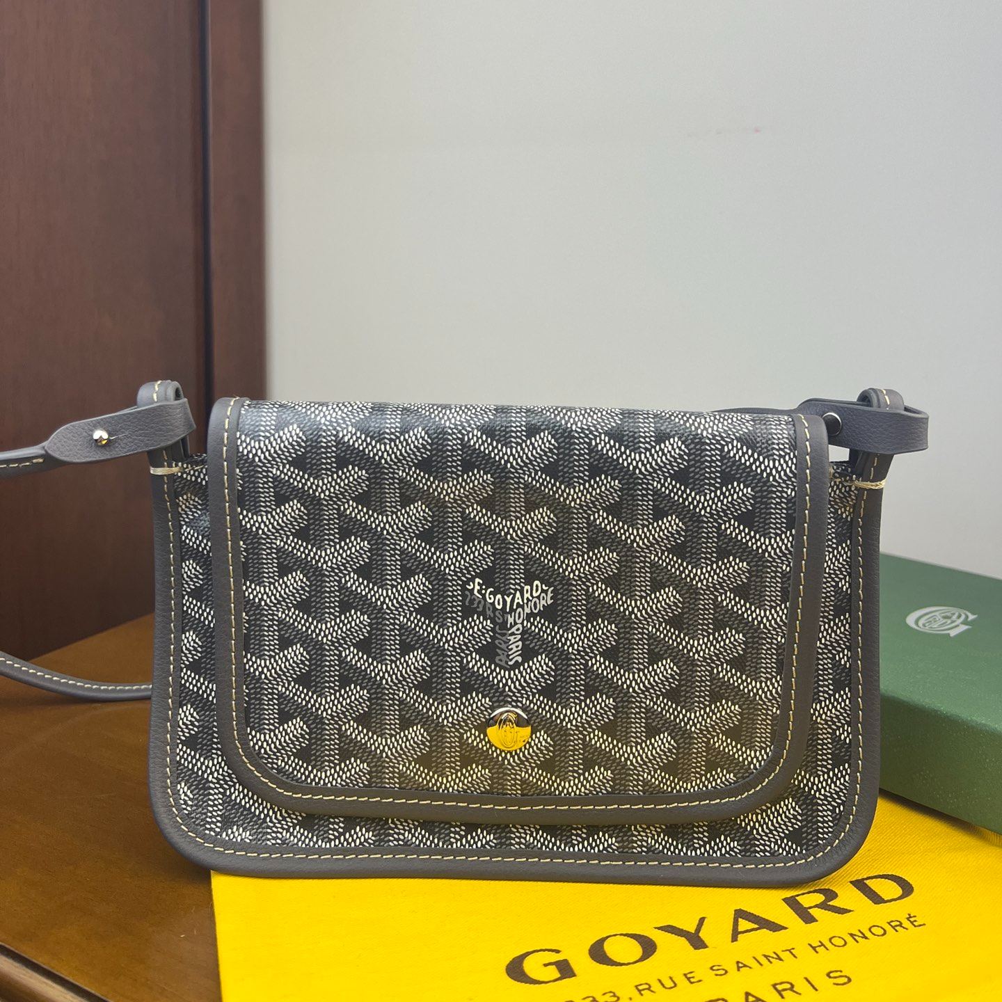 GOYARD PLUMET snap envelope bag（PLUMETPMLTY）