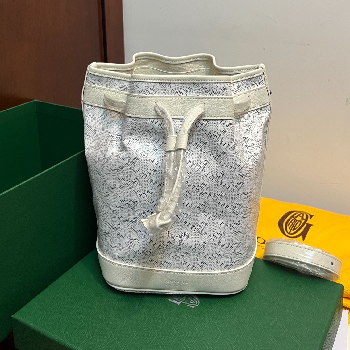 Goyard Petit Flot Canvas PM Drawstring Bucket（PEFLOTPMLTY）