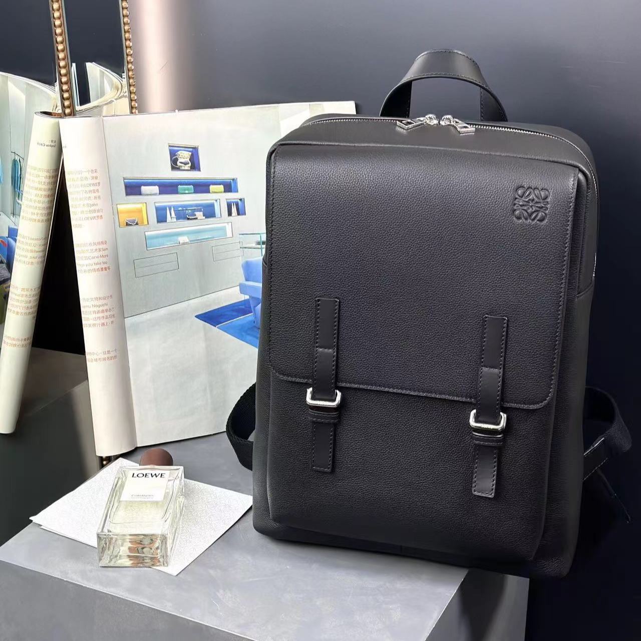 LOEWE 1100 MILTARY BACKPACK, black（B553J18X03-1100）