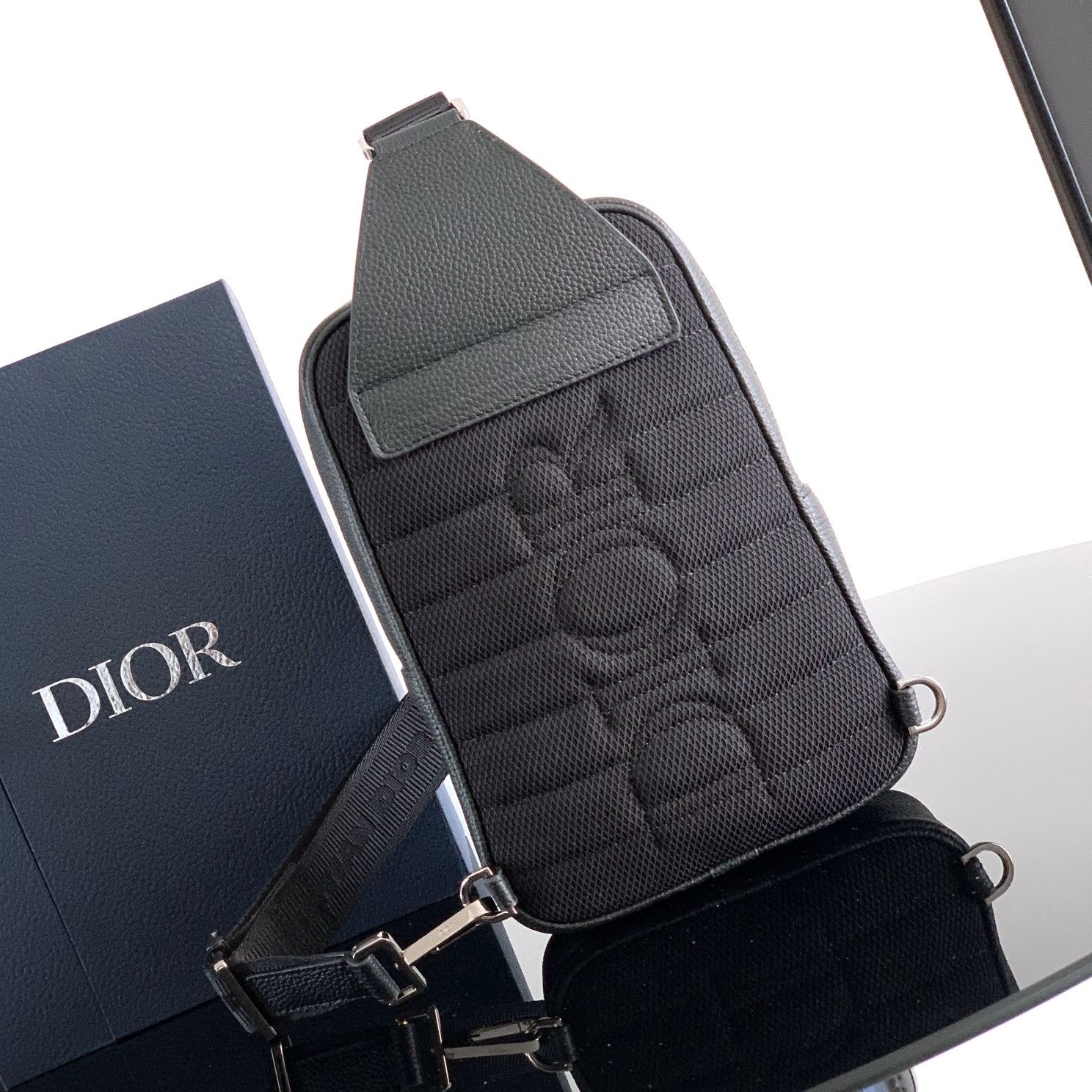 DIOR Rider 2.0 Shoulder Bag（1ESBO065YKS-H27E）